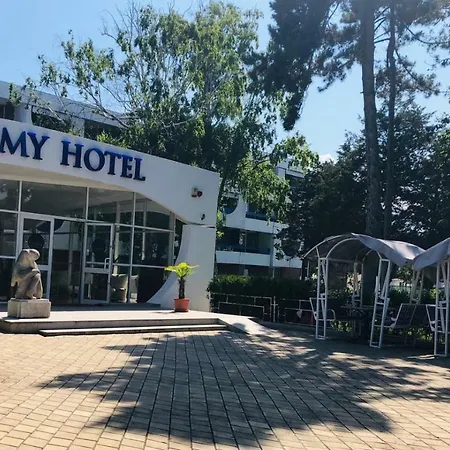 Ξενοδοχείο Academy 3*