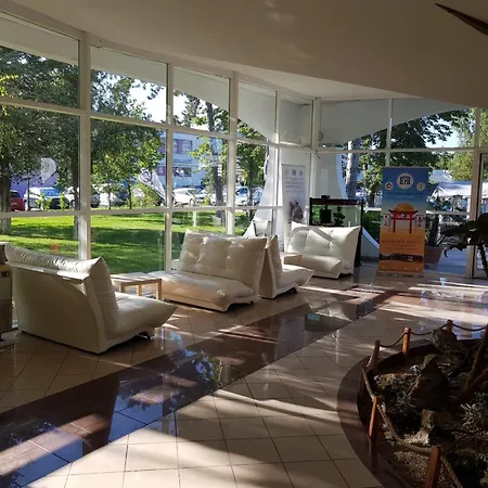 Academy Otel Venus