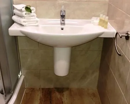 Academy Otel Venus